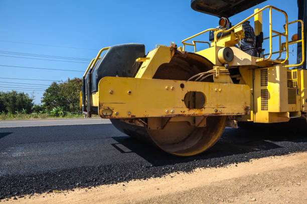 Best Driveway Pavers Near Me  in East Grand Forks, MN